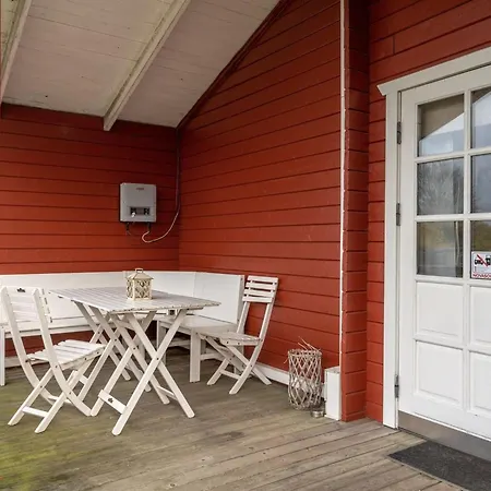 Baldo - 100m From The Sea By Interhome *